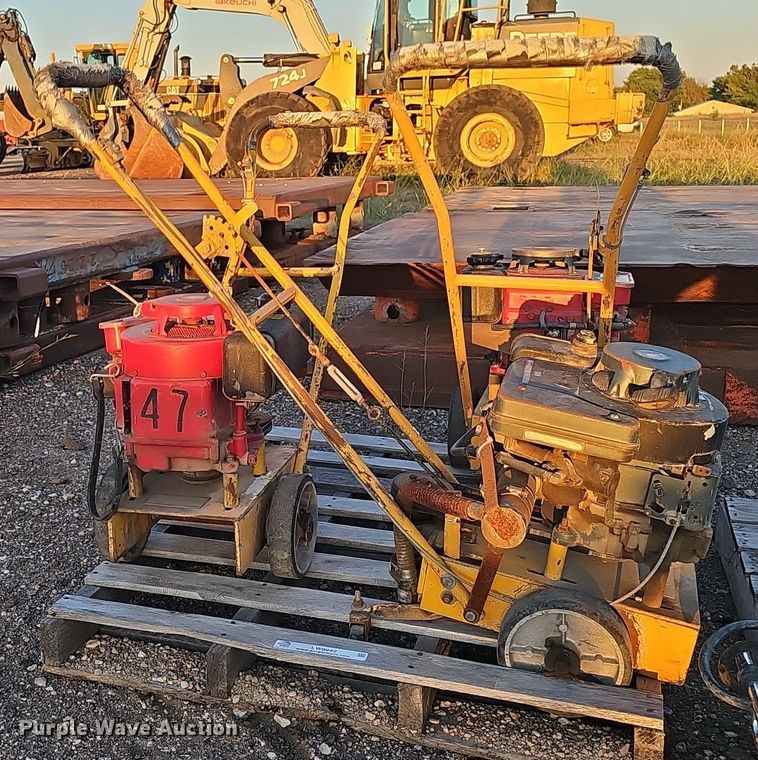 image for item LW9942 Concrete equipment 
