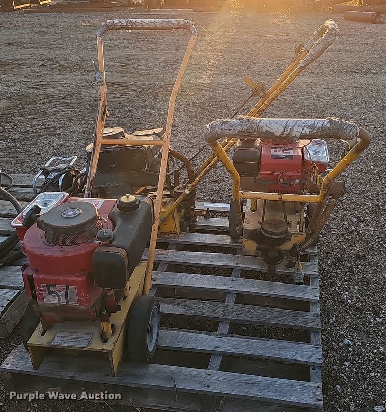 image for item LW9942 Concrete equipment 