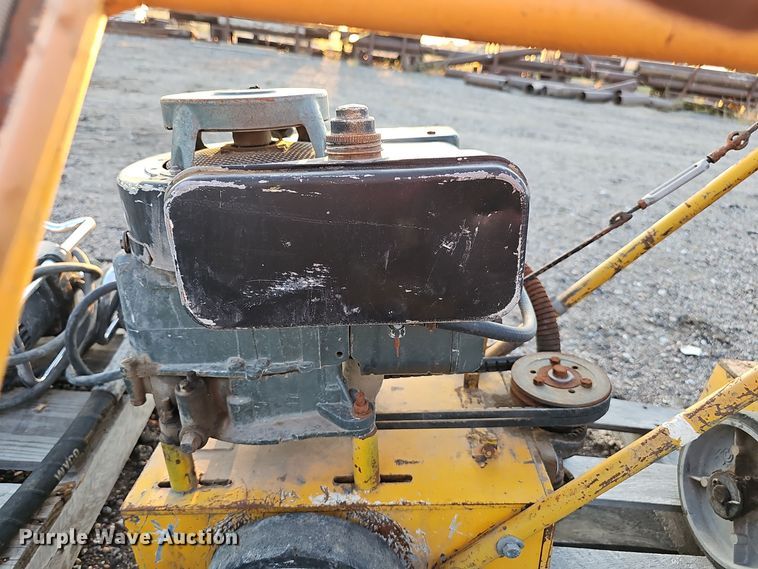 image for item LW9942 Concrete equipment 