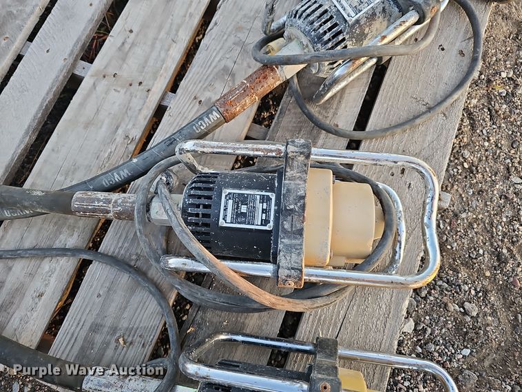 image for item LW9942 Concrete equipment 