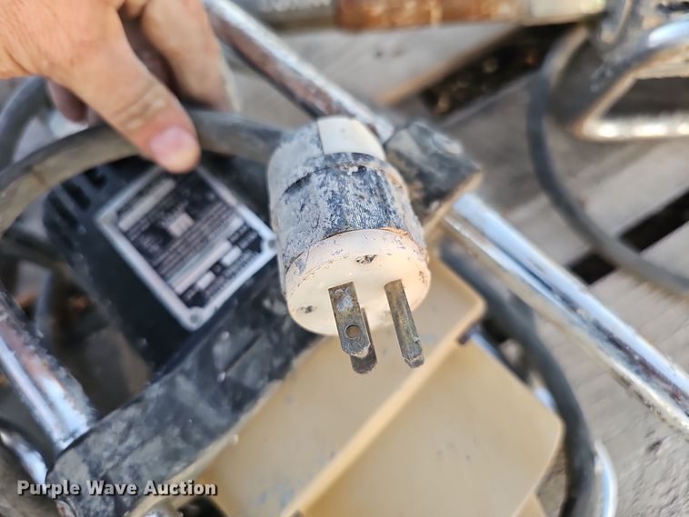 image for item LW9942 Concrete equipment 