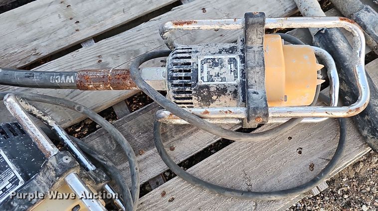 image for item LW9942 Concrete equipment 