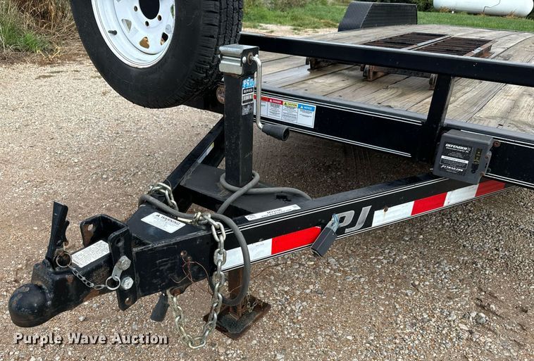 image for item MV9186 2017 PJ CE202 equipment trailer