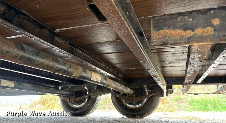 image for item MV9186 2017 PJ CE202 equipment trailer