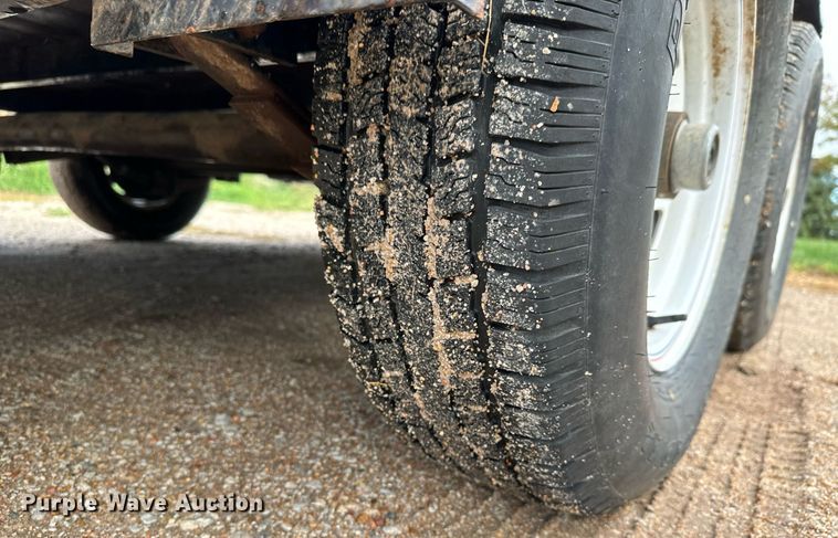 image for item MV9186 2017 PJ CE202 equipment trailer