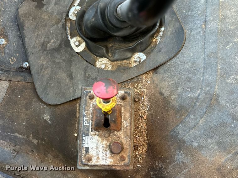 image for item MV9217 2005 Freightliner  Business Class M2 flatbed truck