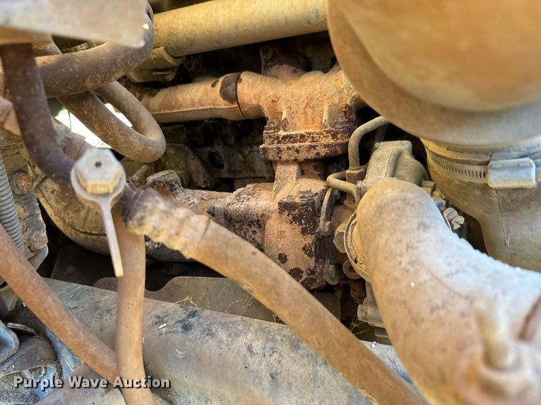 image for item MV9217 2005 Freightliner  Business Class M2 flatbed truck