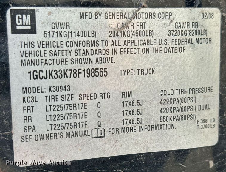 image for item MV9218 2008 Chevrolet  Silverado 3500HD Crew Cab flatbed pickup truck