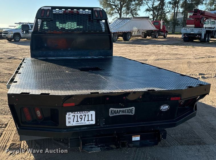 image for item MV9230 2020 Chevrolet  Silverado 5500HD Crew Cab flatbed truck