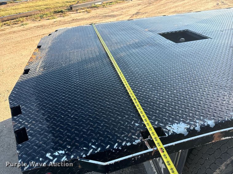 image for item MV9230 2020 Chevrolet  Silverado 5500HD Crew Cab flatbed truck