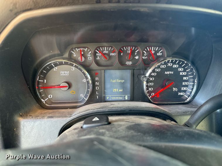 image for item MV9230 2020 Chevrolet  Silverado 5500HD Crew Cab flatbed truck