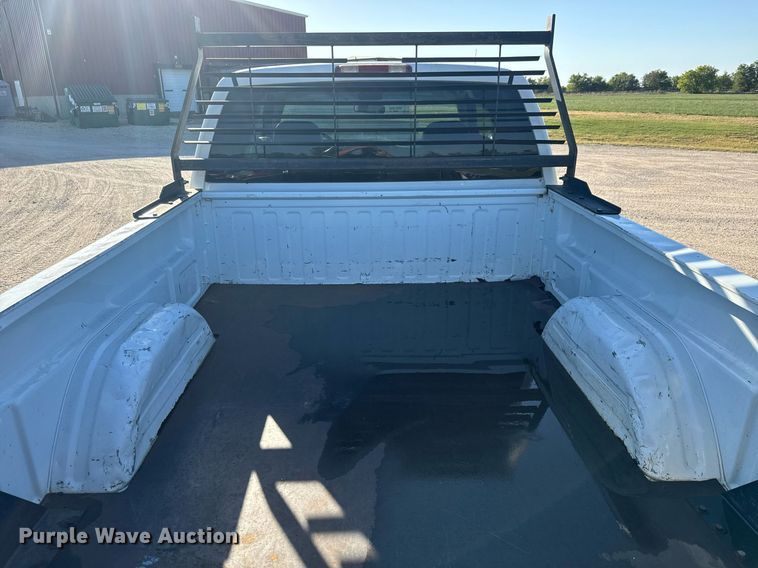 image for item MV9258 2000 Chevrolet  Silverado 1500  Ext. Cab pickup truck