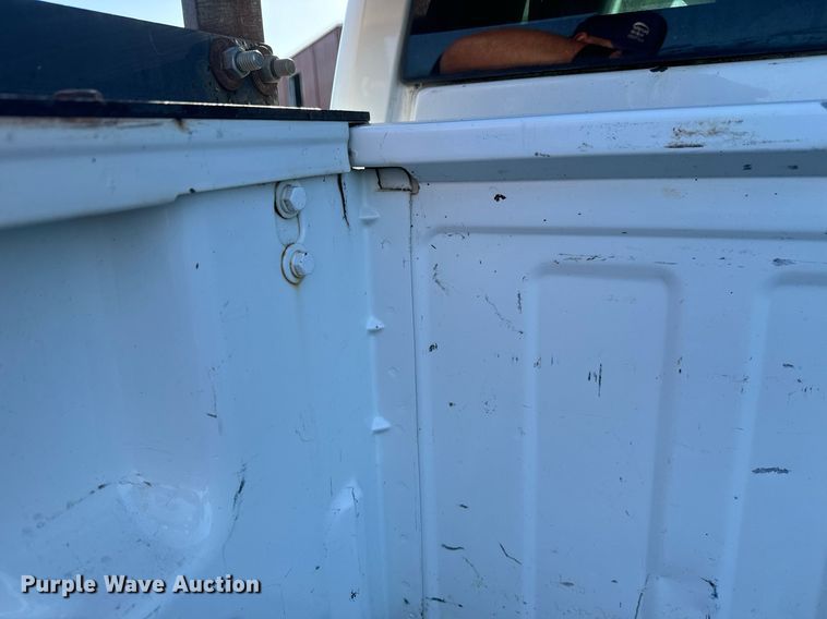 image for item MV9258 2000 Chevrolet  Silverado 1500  Ext. Cab pickup truck