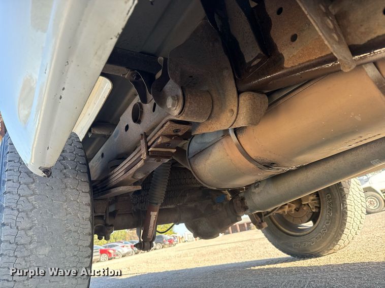 image for item MV9258 2000 Chevrolet  Silverado 1500  Ext. Cab pickup truck