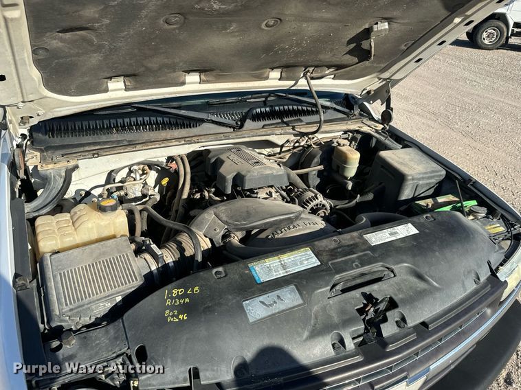 image for item MV9258 2000 Chevrolet  Silverado 1500  Ext. Cab pickup truck