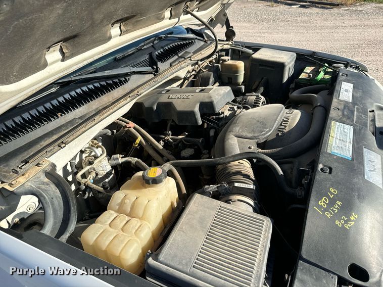 image for item MV9258 2000 Chevrolet  Silverado 1500  Ext. Cab pickup truck