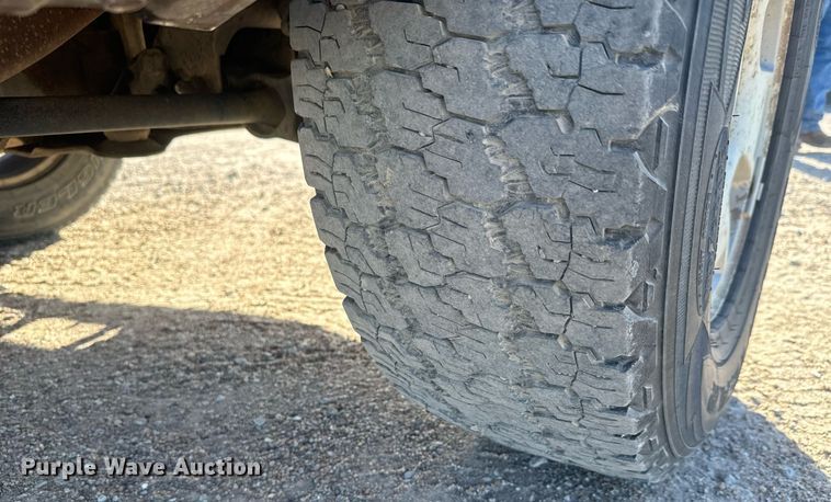 image for item MV9258 2000 Chevrolet  Silverado 1500  Ext. Cab pickup truck