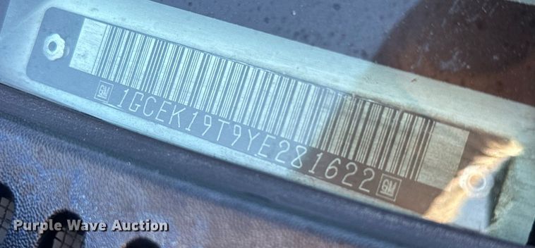 image for item MV9258 2000 Chevrolet  Silverado 1500  Ext. Cab pickup truck