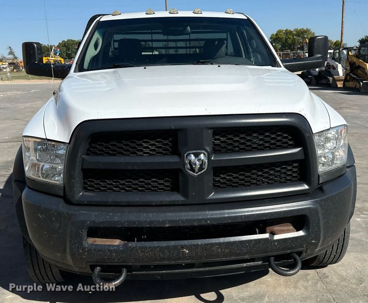 image for item MV9271 2017 Dodge  Ram 5500HD flatbed truck