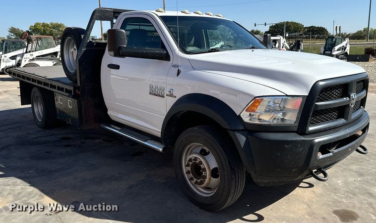 image for item MV9271 2017 Dodge  Ram 5500HD flatbed truck