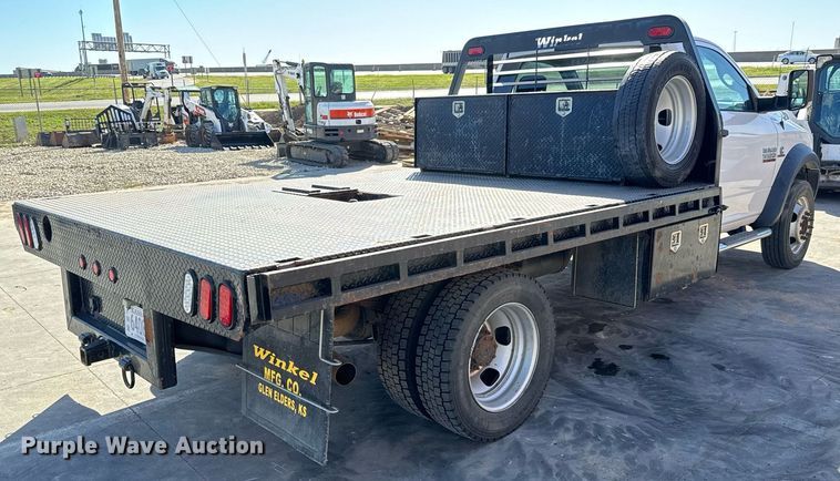 image for item MV9271 2017 Dodge  Ram 5500HD flatbed truck