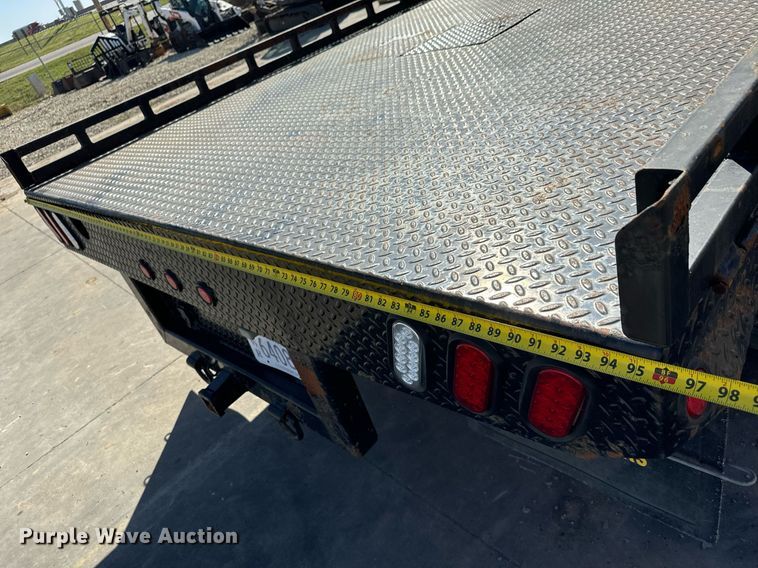 image for item MV9271 2017 Dodge  Ram 5500HD flatbed truck