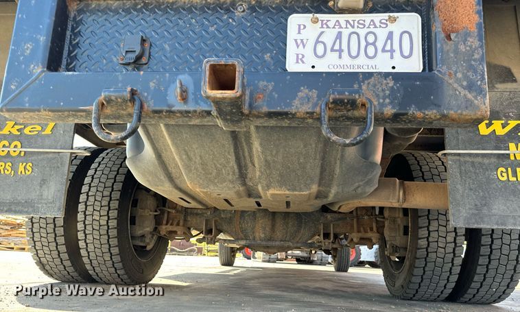 image for item MV9271 2017 Dodge  Ram 5500HD flatbed truck