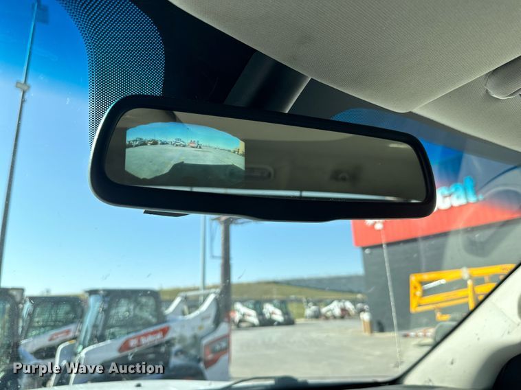 image for item MV9271 2017 Dodge  Ram 5500HD flatbed truck