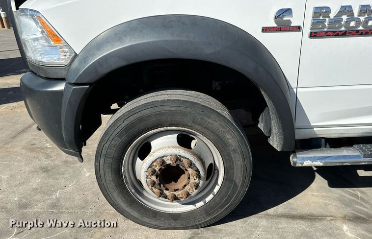 image for item MV9271 2017 Dodge  Ram 5500HD flatbed truck