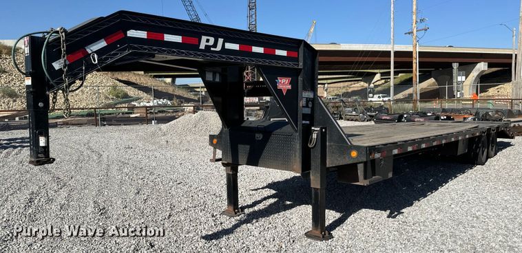 image for item MV9272 2021 PJ LD322 equipment trailer