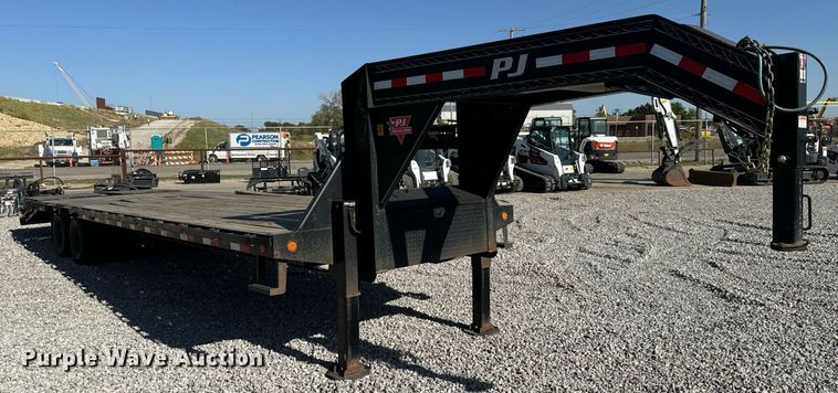 image for item MV9272 2021 PJ LD322 equipment trailer