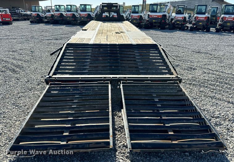 image for item MV9272 2021 PJ LD322 equipment trailer