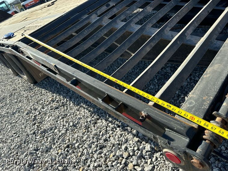 image for item MV9272 2021 PJ LD322 equipment trailer