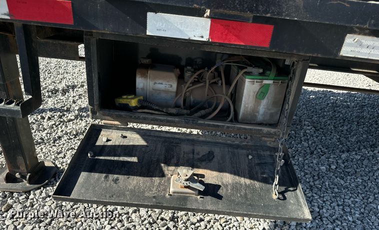 image for item MV9272 2021 PJ LD322 equipment trailer