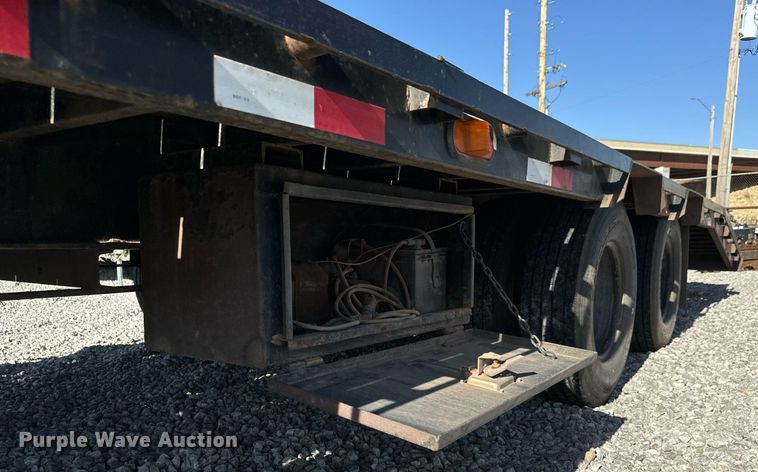 image for item MV9272 2021 PJ LD322 equipment trailer