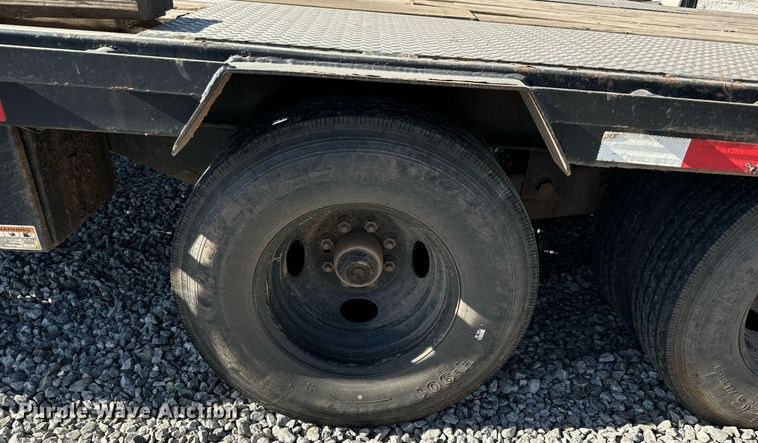 image for item MV9272 2021 PJ LD322 equipment trailer