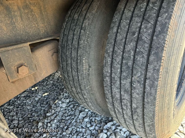 image for item MV9272 2021 PJ LD322 equipment trailer