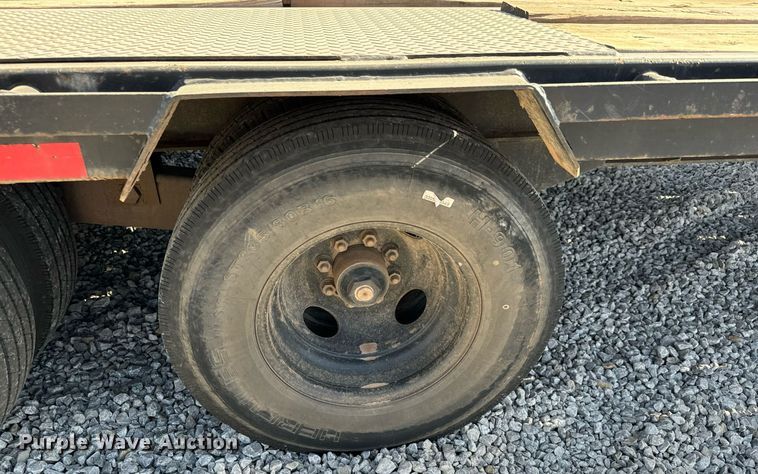 image for item MV9272 2021 PJ LD322 equipment trailer