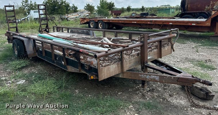 image for item NQ9658 2013 Texas Braggs utility trailer