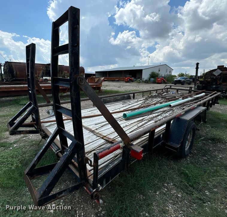 image for item NQ9658 2013 Texas Braggs utility trailer