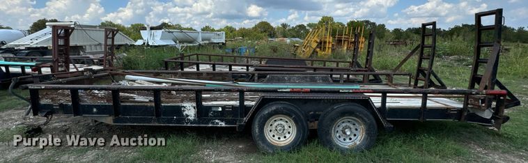 image for item NQ9658 2013 Texas Braggs utility trailer