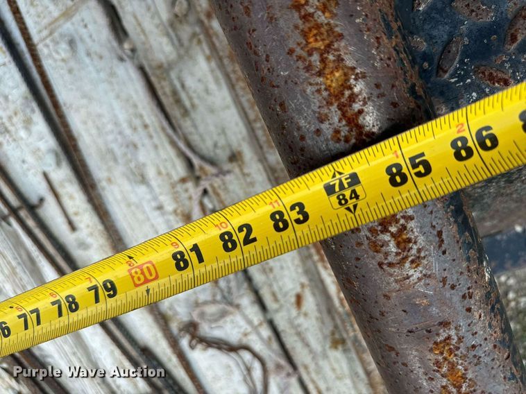 image for item NQ9658 2013 Texas Braggs utility trailer