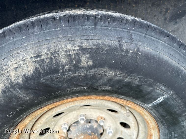 image for item NQ9658 2013 Texas Braggs utility trailer