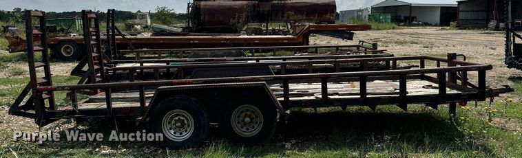 image for item NQ9659 2005 Texas Bragg utility trailer