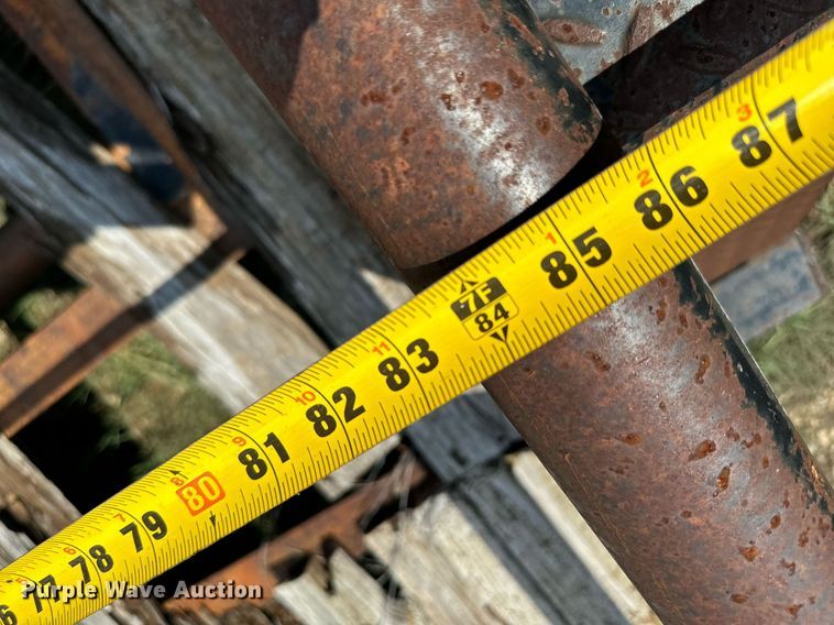 image for item NQ9659 2005 Texas Bragg utility trailer