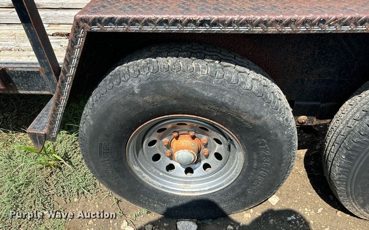 image for item NQ9659 2005 Texas Bragg utility trailer