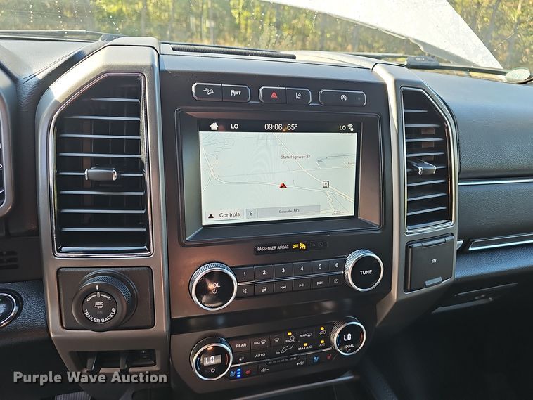 image for item NX9354 2019 Ford  Expedition XLT SUV