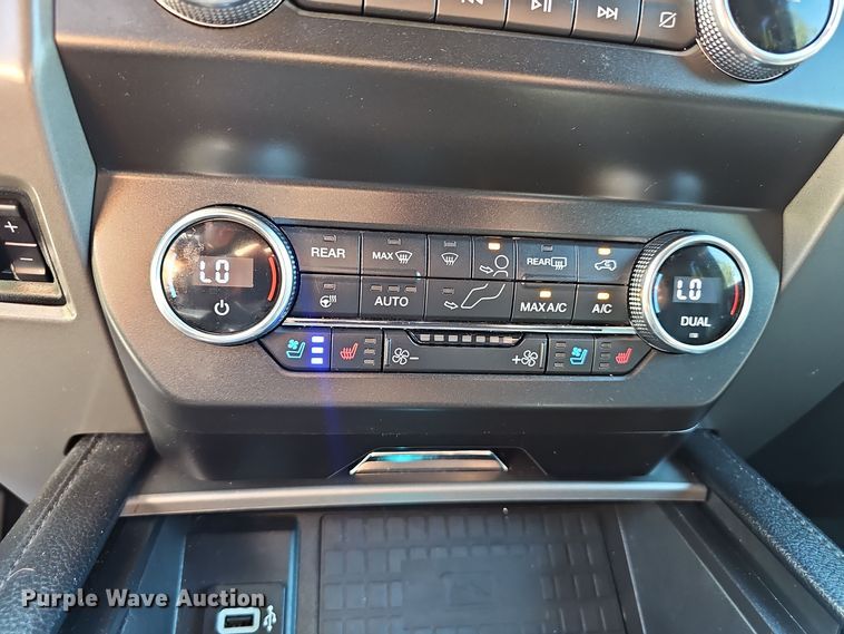 image for item NX9354 2019 Ford  Expedition XLT SUV