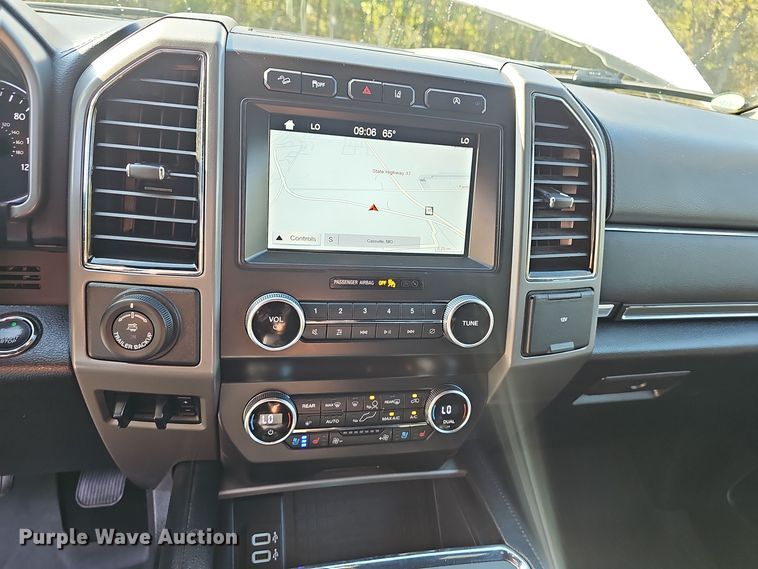 image for item NX9354 2019 Ford  Expedition XLT SUV