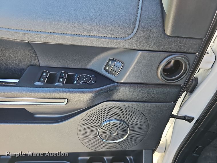 image for item NX9354 2019 Ford  Expedition XLT SUV